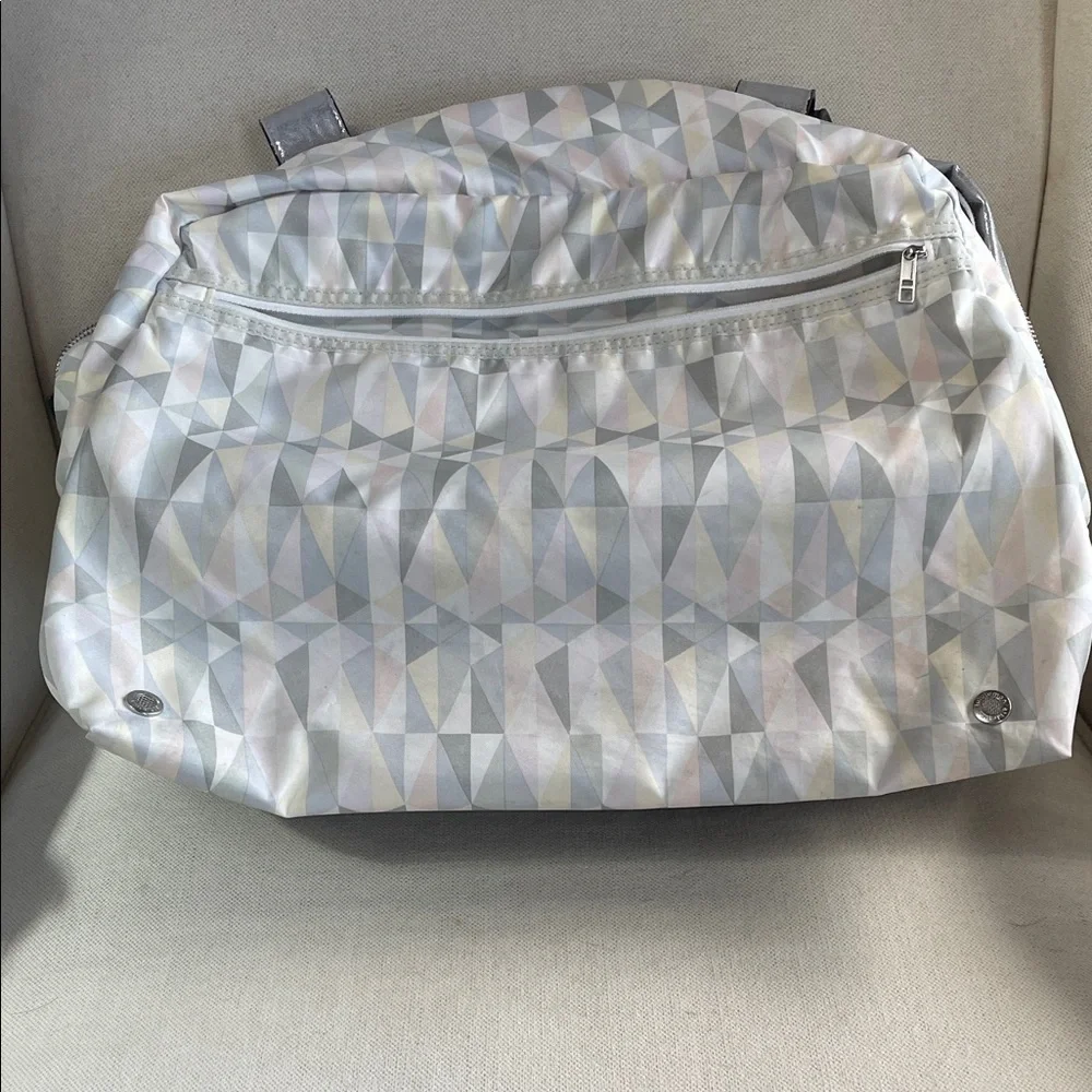 Lululemon Urban Sanctuary Bag - Black and Silver - Picture 15 of 16